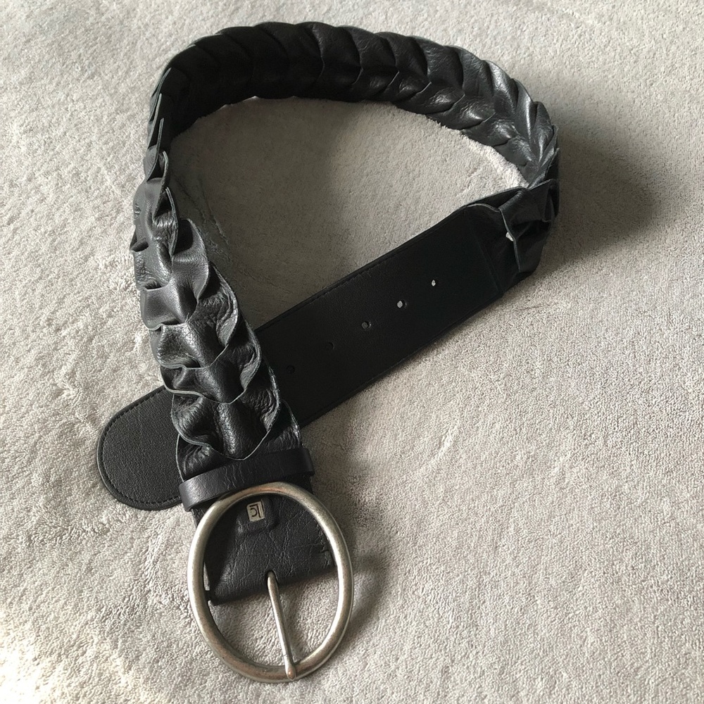 BLACK RUFFLED BELT w/BRUSHED SILVER PLATED BUCKLE SOFT PLIABLE GENUINE LEATHER M